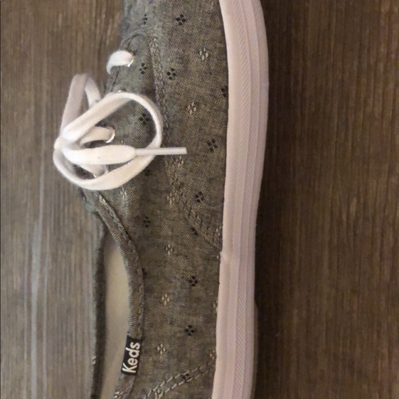 (SOLD) Gray Keds - Picture 2 of 3
